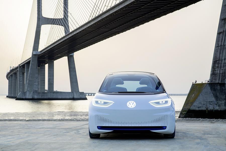  Volkswagen I.D. Concept 2016 года  (фото 21 из 40)